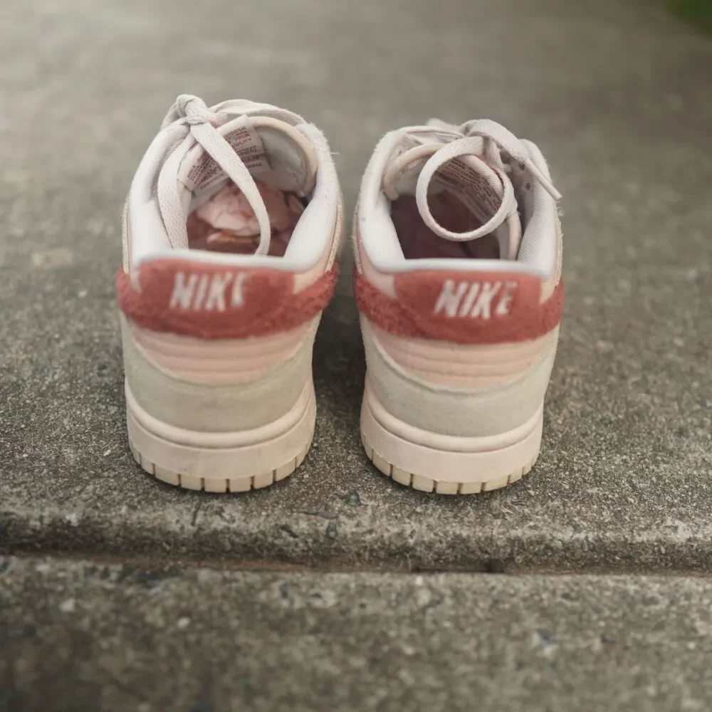 Nike Dunk Low SE Terry Swoosh Teddy Bear Shimmer Mars Stone DZ4706-200 W Size 7